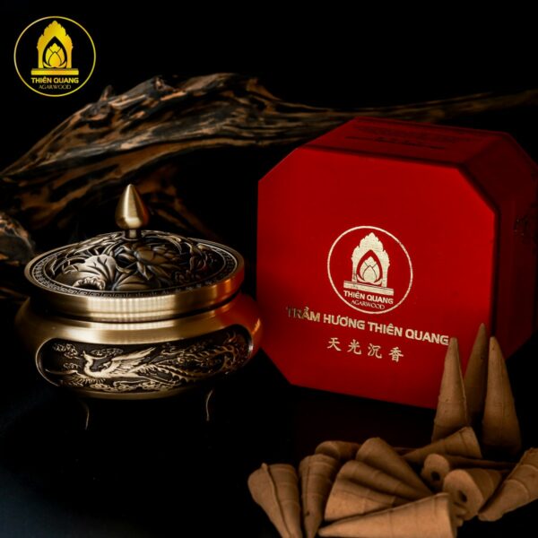 Thien Quang Agarwood – 天光 沉香